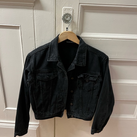 Cropped black denim jacket - Picture 3 of 4